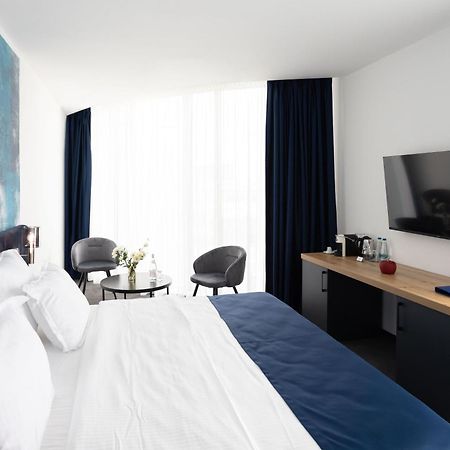 Blue Star Luxury Hotel София Экстерьер фото